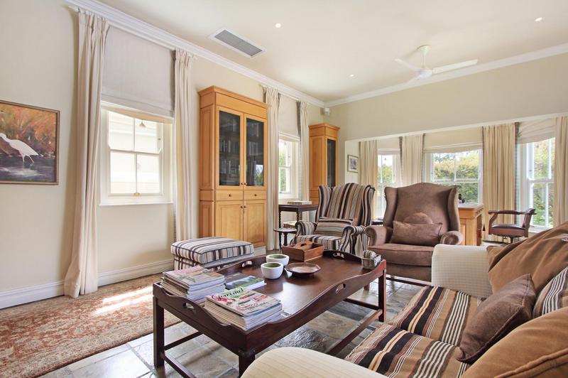To Let 3 Bedroom Property for Rent in Steenberg Estate Western Cape